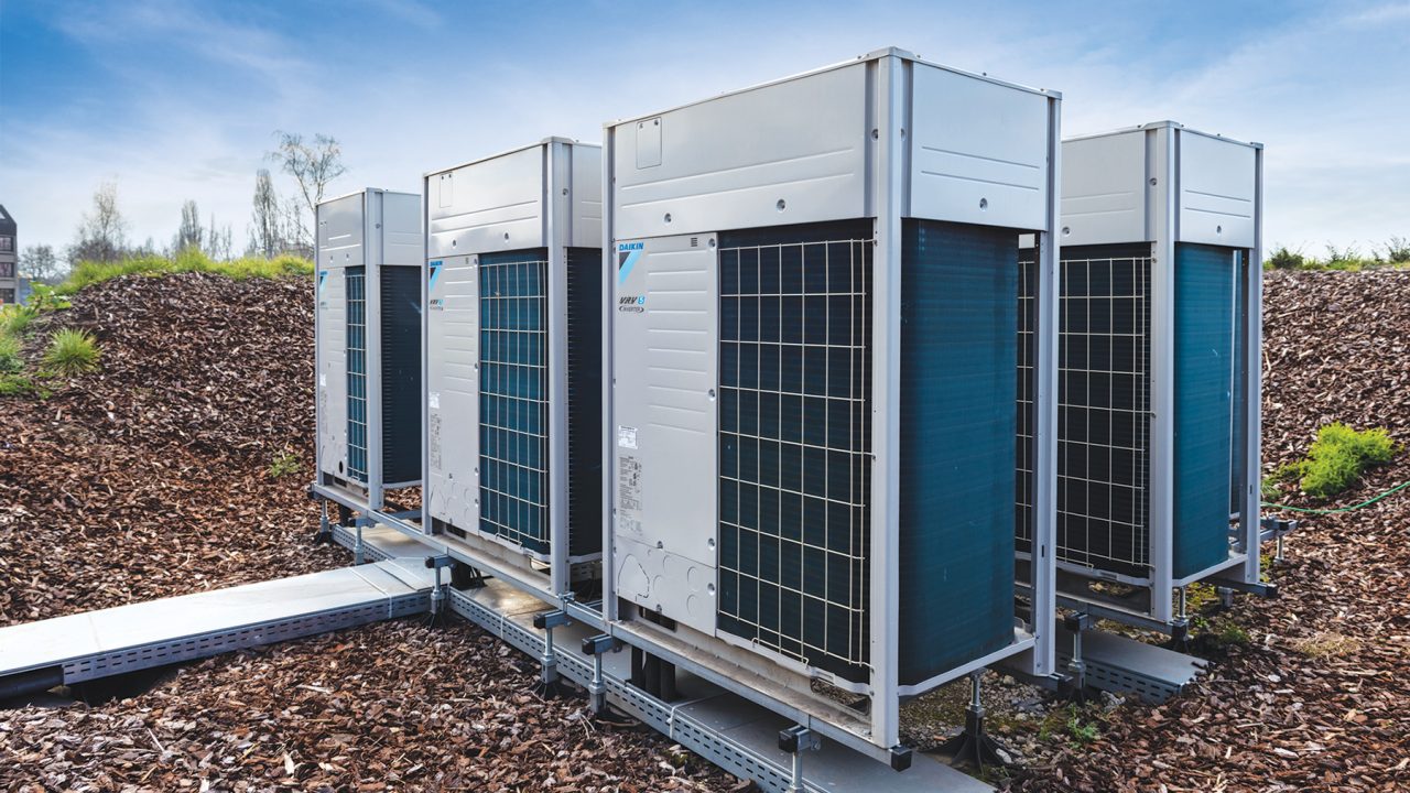  What is VRV heating? 